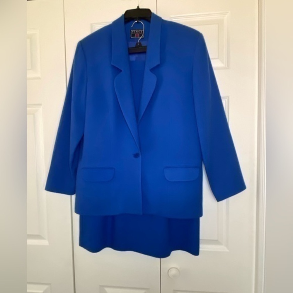 Vinci's Clothiers Cobalt Blue career suit Blazer size 14 skirt size 16